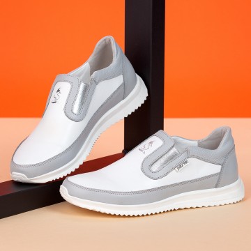 Кроссовки женские 2110315