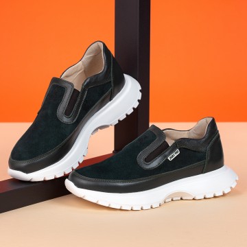 Кроссовки женские 2110337