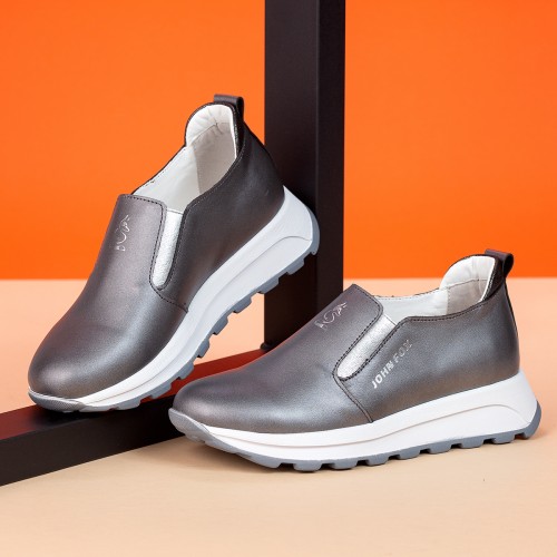 Кросівки жіночі 2110342